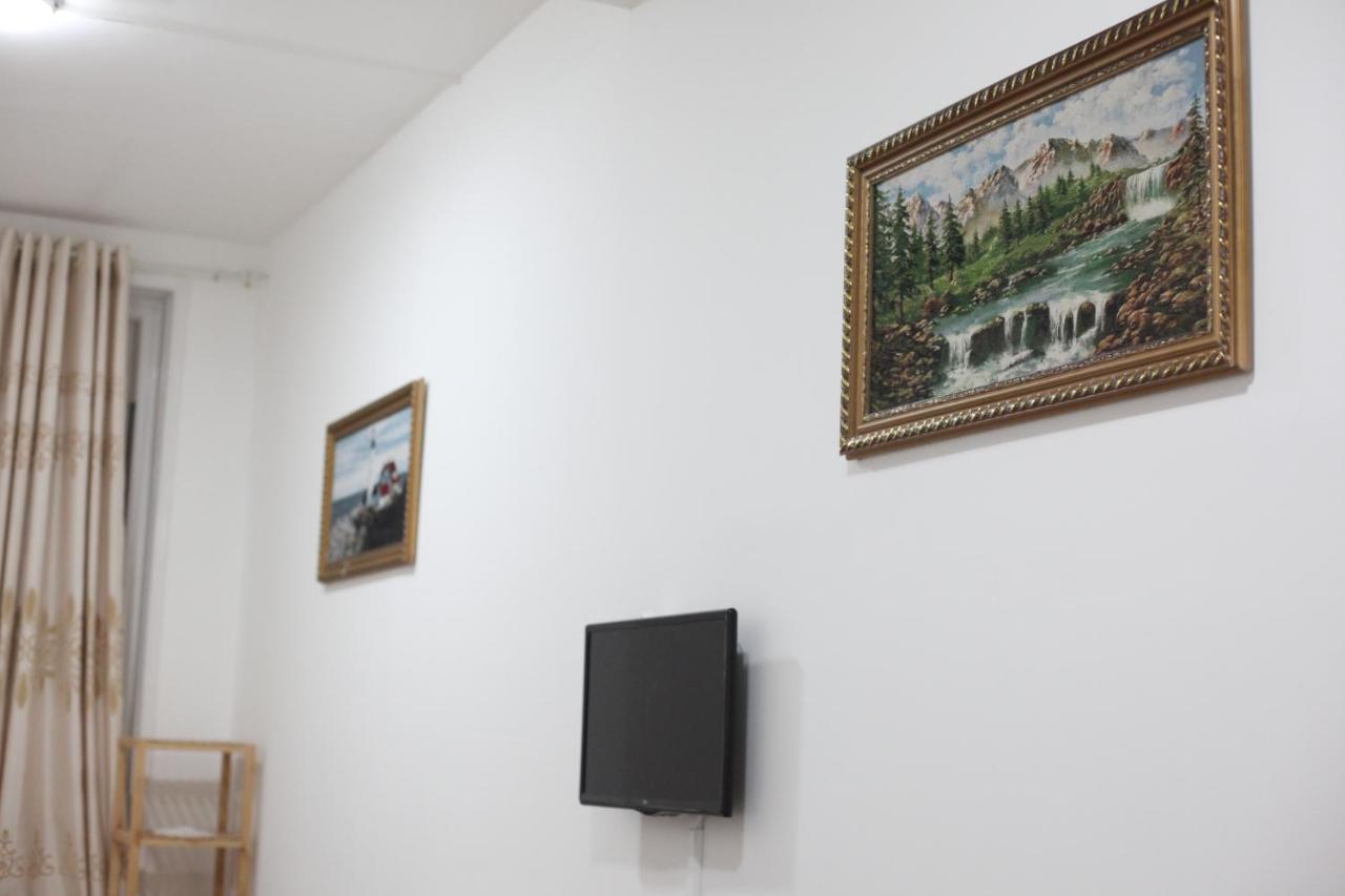 Oyo New City Lodge Лондон Экстерьер фото